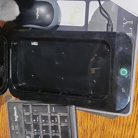 NIB New Zerogerm UltraViolet Light Smartphone Cleaner Built-in USB Charger - Picture 9 of 11